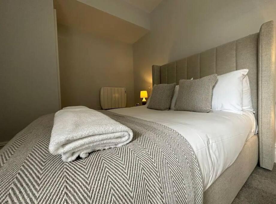 Superior Stay, Sophia Gardens, City Centre And Stadium Sleeps 4 Cardiff Eksteriør bilde